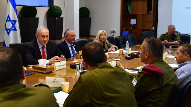 בנימין נתניהו בהתייעצויות ביטחוניות