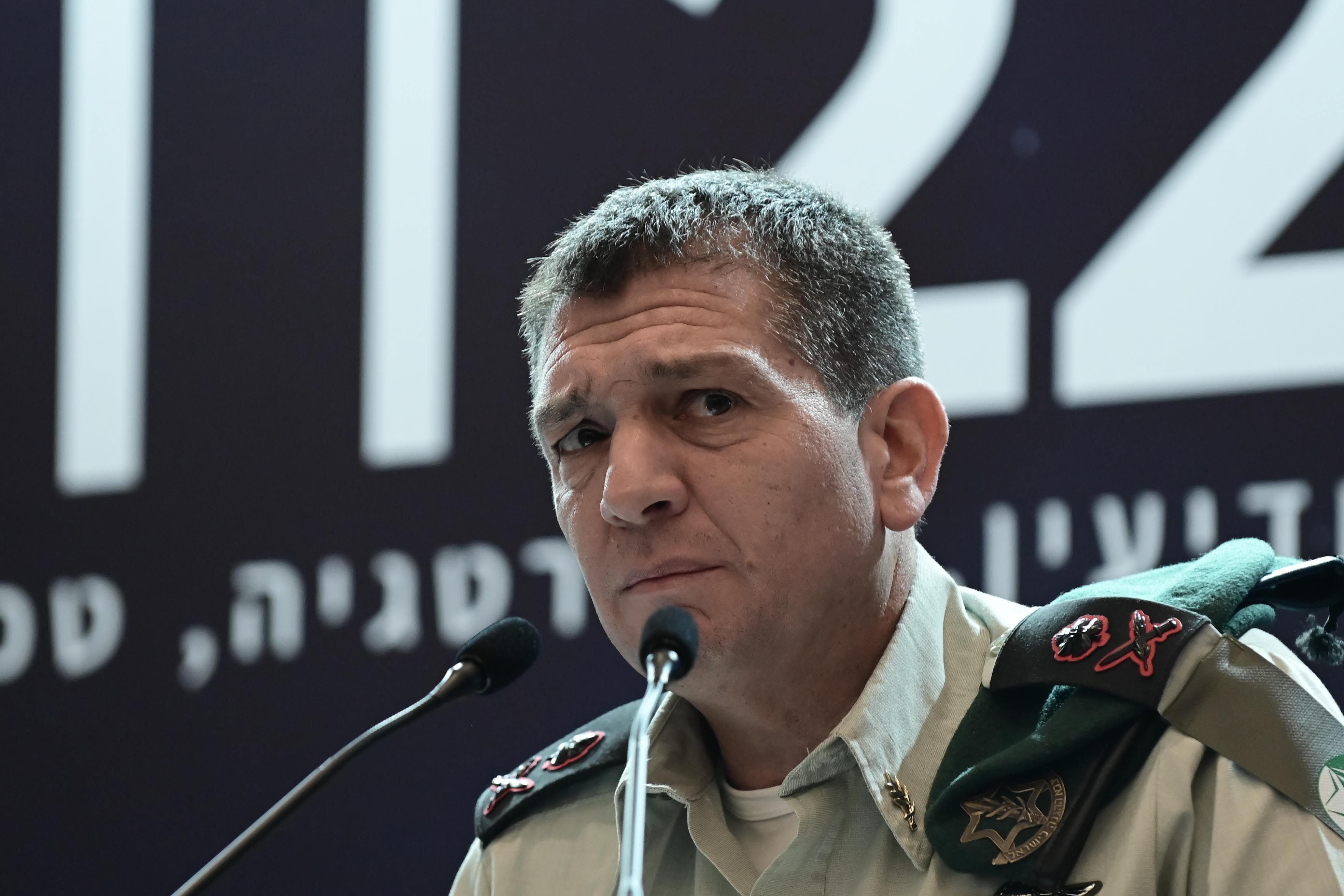 תומר נויברג, פלאש 90