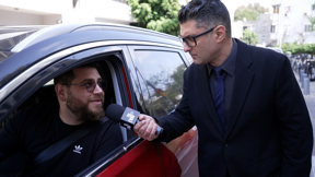 דודו ארז שואל אם כדאי להביא ילדים