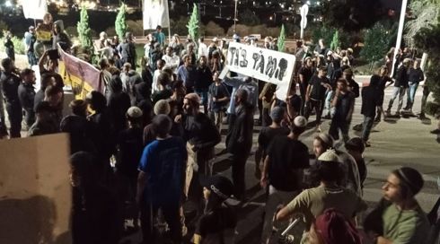 שב"כ חוקר את ההצתה בבנימין, נתניהו: "קומץ אלים וסהרורי"