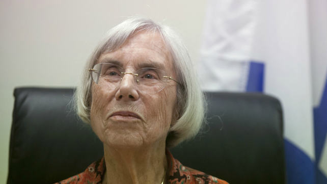 דליה דורנר בלשכתה