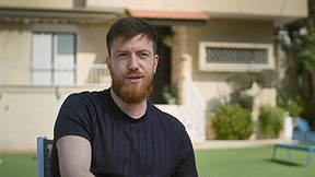 לירון, משתתף בבואו לאכול איתי