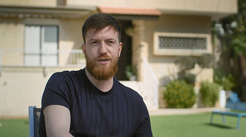 לירון, משתתף בבואו לאכול איתי