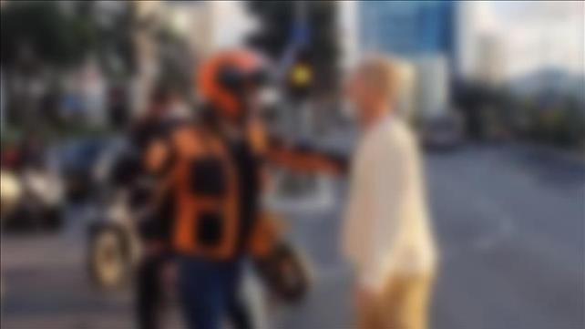 תיעוד תקרית אלימה בתום תאונת דרכים ברחוב יגאל אלון בתל אביב, 03.03.21