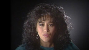 עפרה חזה.1987
