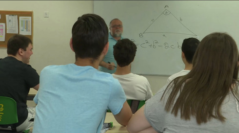 ציוני התלמידים הישראלים בצניחה: התוצאות המדאיגות של המבחן הבין-לאומי