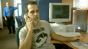 נבו קמחי. 2001
