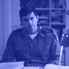 מותק בול באמצע