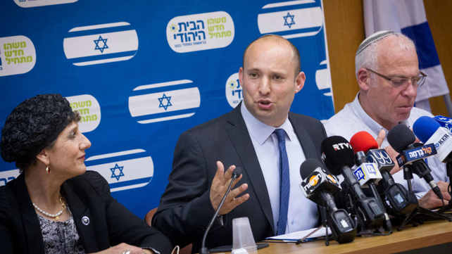 נפתלי בנט וח"כ שולי מועלם