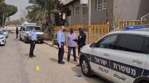 חשד לרצח בנתיבות: בן 30 נדקר למוות, בן דודו חשוד במעשה