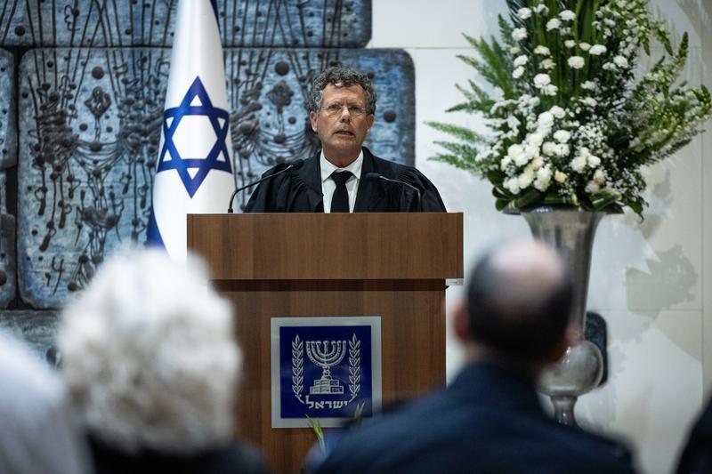 השופט יצחק עמית בהשבעתו לנשיא העליון