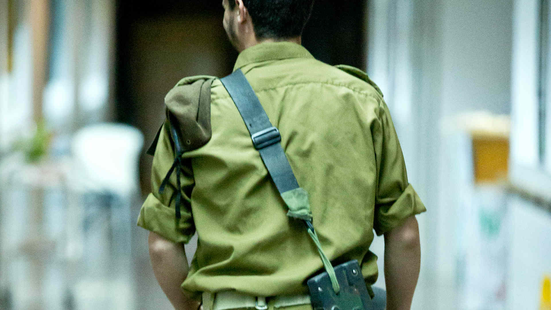 חייל צה"ל, למצולם אין קשר לכתבה