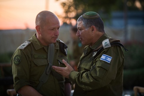 האלוף דוד זיני באירוע פרישתו מצה