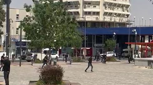 כתב אישום הוגש נגד שני תושבי הדרום שירו והכו באלות בקטטה אלימה בבאר שבע