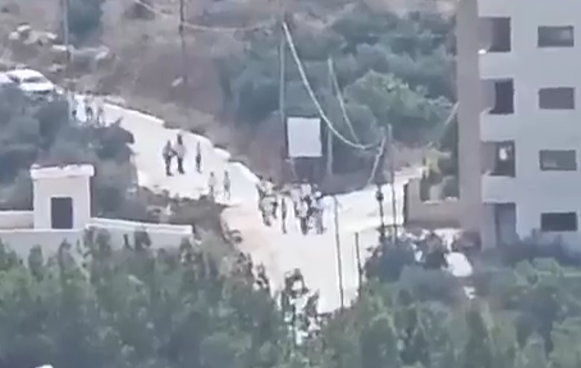 ישראלים בכפר הפלסטיני תל, 25 ביולי 2026