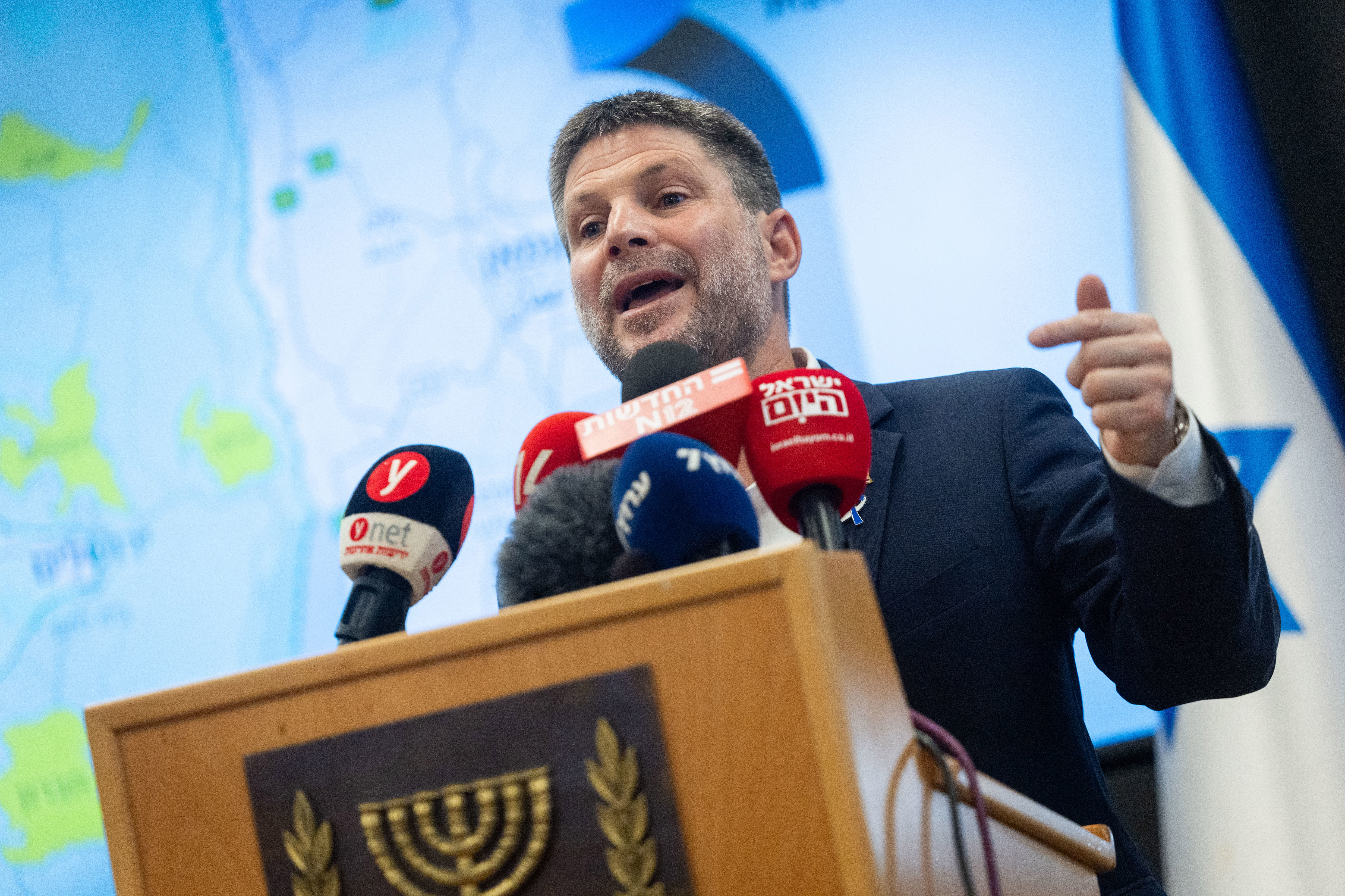 סמוטריץ' מציג את תוכנית הסיפוח