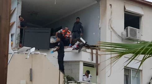שני פצועים אנוש וקשה מפיצוץ בלון גז בבניין בשדרות