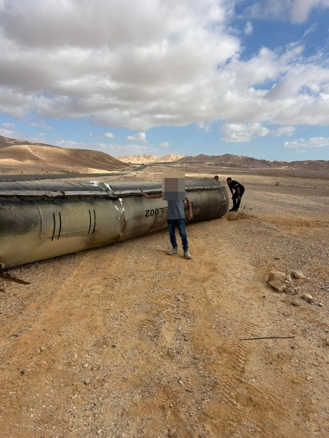 שברי טילים איראניים שנמצאו סמוך לערד 