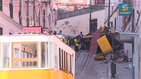 האסון בליסבון: לפחות 15 נהרגו בהתרסקות הרכבל