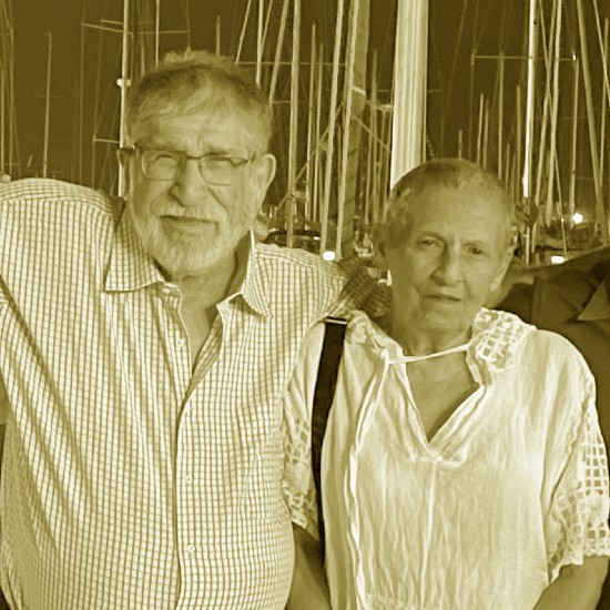 אופיר מצגר, נכדתם של תמי ויורם מקיבוץ ניר עוז שנחטפו לעזה: "ב-8:50 בבוקר קיבלנו מהם הודעה, מאז לא שמענו שם דבר"