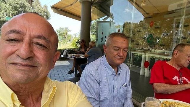 כבוב בארוחת בוקר עם חולדאי
