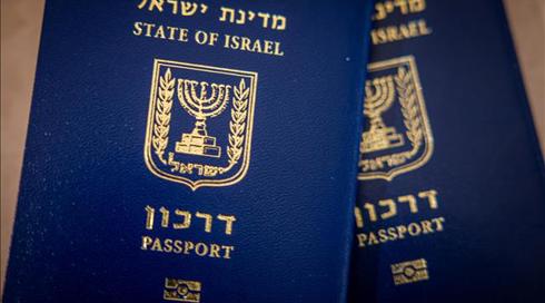 תור ארוך לחידוש דרכון? כך מתמודדים עם זה בעולם