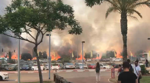 טרור העפיפונים: חמש דליקות מהבוקר בעוטף עזה