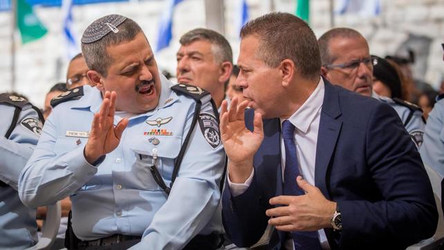 גלעד ארדן ורוני אלשיך