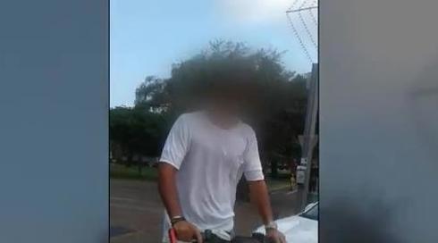 התקיפה תועדה, החשוד הודה - אז למה התיק נסגר?