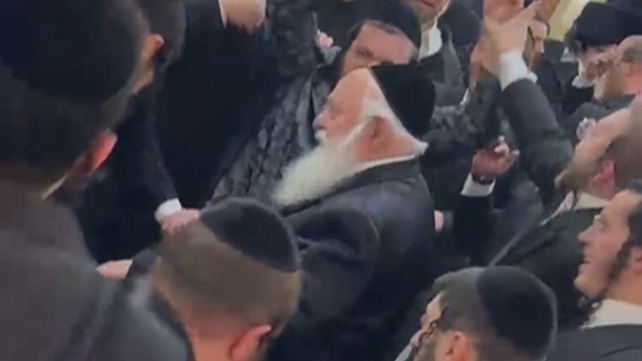 יצחק גולדקנופף בתיעוד מחתונת אחיינו