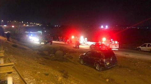 תאונה קטלנית בנגב: שני בני 20 נהרגו