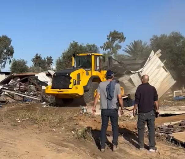 פינוי אום סלים