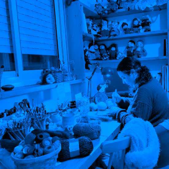 פיסול בנפש: האמנית הרב תחומית איילת שוורץ