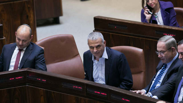 בנימין נתניהו, משה כחלון ונפתלי בנט