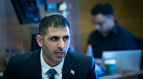 "חוק השידורים" של קרעי עבר בקריאה ראשונה - אך צפויים לו מכשולים בדרך
