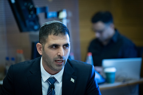 יונתן זינדל, פלאש 90