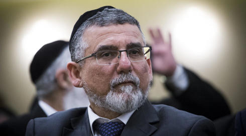 יועצו של השר לשעבר הורשע בקבלת שוחד והלבנת הון