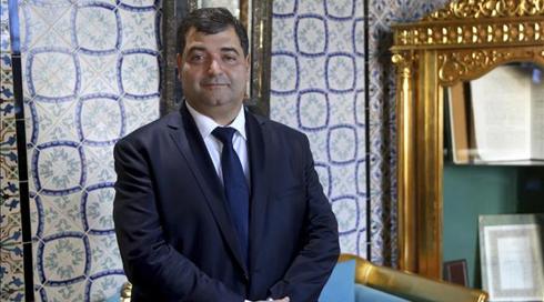 שר התיירות היהודי בתוניסיה מעורר סערה במדינה