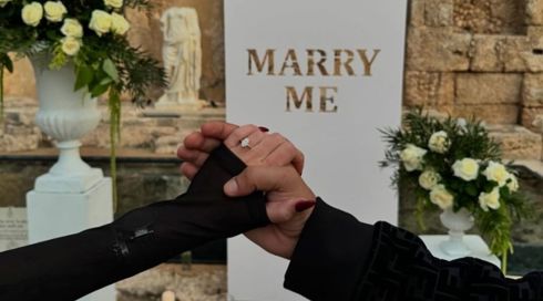 מייה שם התארסה לבן זוגה