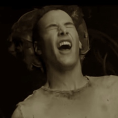 "קיאנו ריבס ב"מטריקס