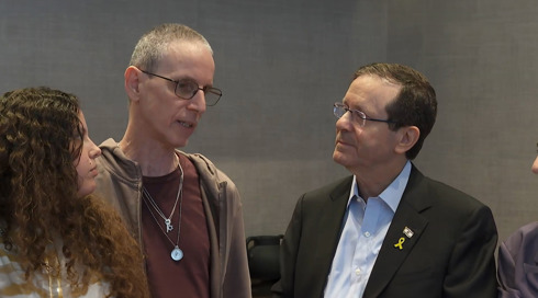 העדויות החדשות מהשבי: "האביסו אותו, הוא אכל ירקות רקובים"