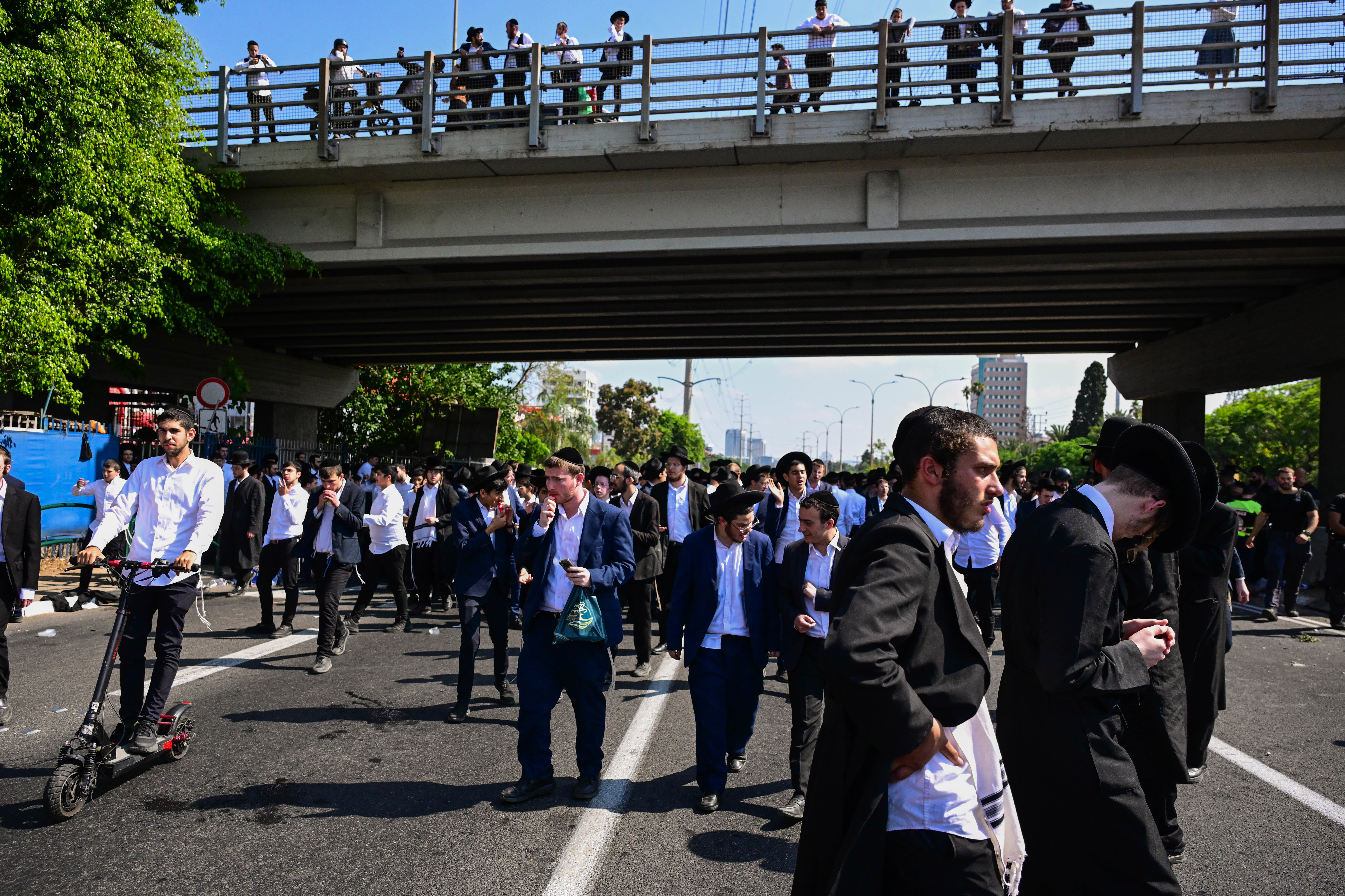 הפגנת חרדים בכביש 4 סמוך לבני ברק, 17 ביוני 2026