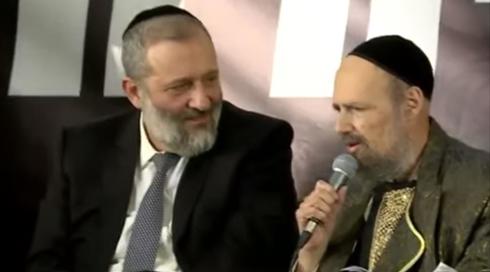 ראש בראש מול רון קובי: אריה דרעי עלה לטבריה