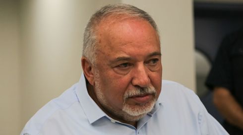 ליברמן לא חוזר בו – ומזהיר שוב מעימות עם איראן: " יש כוונה ויש הכנות. צריך להיות זהירים"