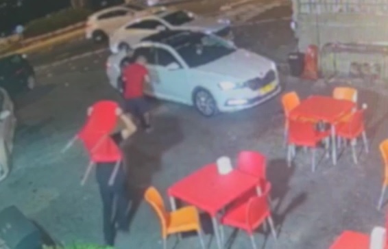 עימות בשיפודיה בזרזיר