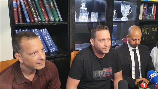 מנכ"ל הפועל חיפה אורן שטרלינג שחשוד בעבירות מין במסיבת עיתונאים 26.05.21