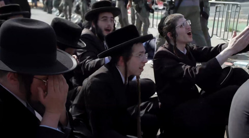 "נמות ולא נתגייס" בבג"ץ: מתווה חוק הגיוס של ביסמוט - והכעס בקואליציה