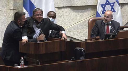 מה עובר על הכנסת? שיאי האלימות במשכן נשברים
