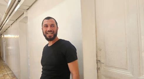 שמעון גנץ הוא מנהל אולם האירועים החשוד באונס