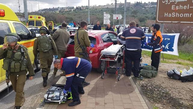 זירת הפיגוע צומת אריאל 17.3.19